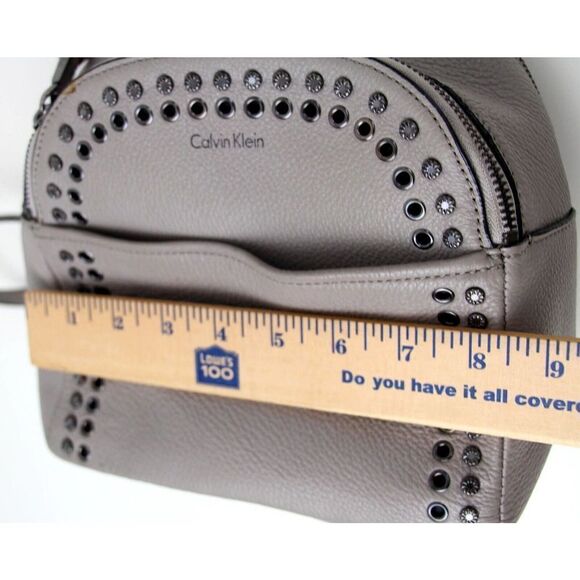 SMALL CALVIN KLEIN LIGHT GRAY GENUINE LEATHER SHOULDER BAG BACKPACK HANDBAG TOTE - Picture 12 of 13